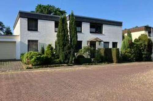 Foto - Haus zum Kaufen in Erkrath-Hochdahl 690.000,00 € 232 m²