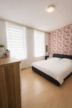 Foto - Wohnung zum Mieten in Krefeld 750,00 € 80 m²