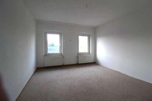 Foto - Wohnung zum Mieten in Burgstädt 290,00 € 69 m²
