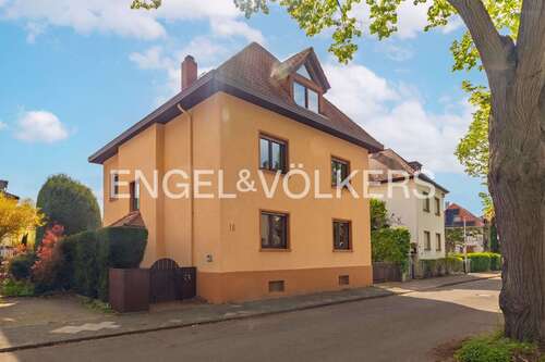 Foto - Haus zum Kaufen in Mannheim 759.000,00 € 231 m²