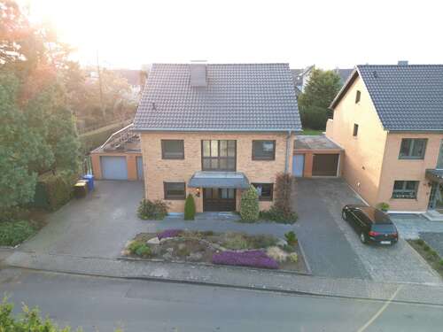 Foto - Haus zum Kaufen in Erftstadt 595.000,00 € 230 m²
