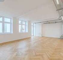 Büro in Berlin 8.561,56 € 305.77 m²