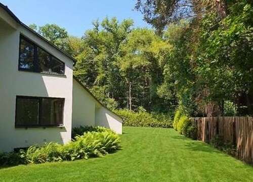 Foto - Haus zum Kaufen in Langenhagen 1.820.000,00 € 375 m²