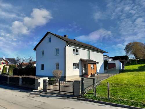 Foto - Haus zum Kaufen in Irlbach 320.000,00 € 153 m²