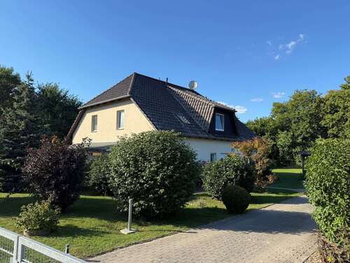 Foto - Haus zum Kaufen in Nordwestuckermark 289.000,00 € 230 m²
