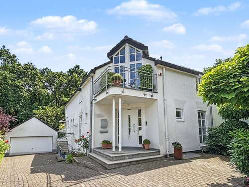 Foto - Haus zum Kaufen in Köln 1.770.000,00 € 317.04 m²