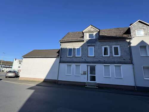 Foto - Haus zum Kaufen in Siegen 215.000,00 € 118.16 m²