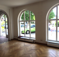 Einzelhandel in Weilheim 2.500,00 € 251 m²