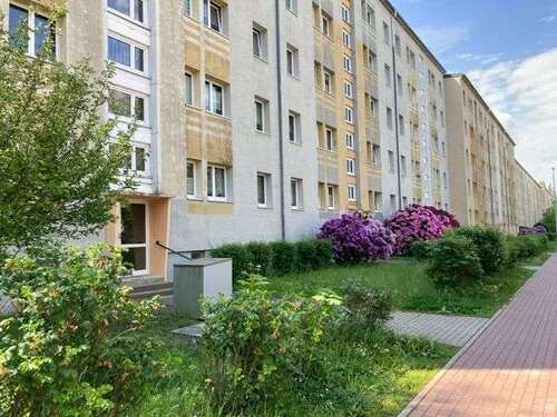 Foto - Wohnung zum Mieten in Hermsdorf 350,00 € 58.92 m²