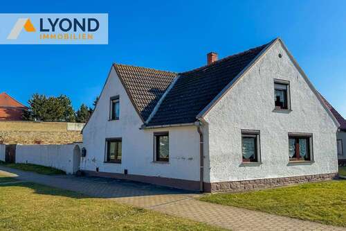 Foto - Haus zum Kaufen in Reinstedt 118.000,00 € 130 m²