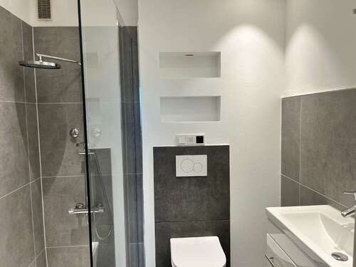Foto - Wohnung zum Mieten in Duisburg 425,00 € 50.29 m²