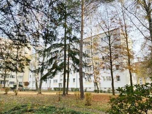 Foto - Wohnung zum Mieten in Hermsdorf 350,00 € 59.45 m²