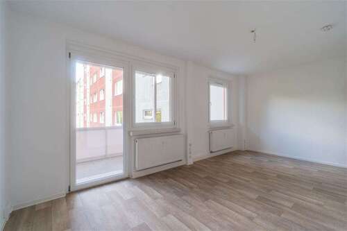 Foto - Wohnung zum Mieten in Chemnitz 378,00 € 66.44 m²