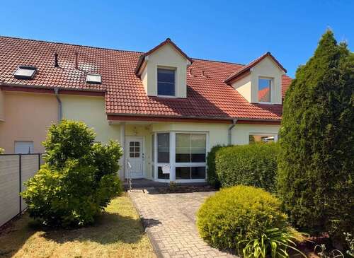 Foto - Haus zum Kaufen in Sanderdorf-Brehna 199.000,00 € 105.66 m²