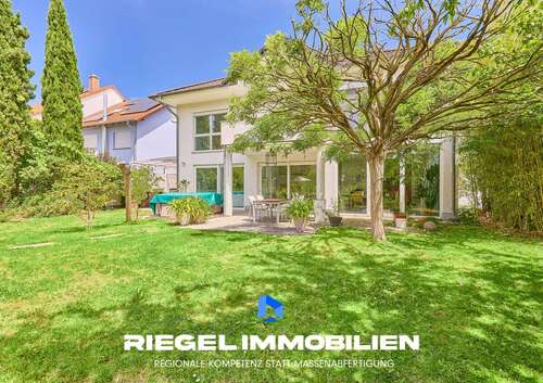 Foto - Haus zum Kaufen in Hockenheim 1.385.000,00 € 340.1 m²