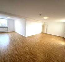 Wohnung zum Mieten in Frankfurt 1.820,00 € 147.77 m²