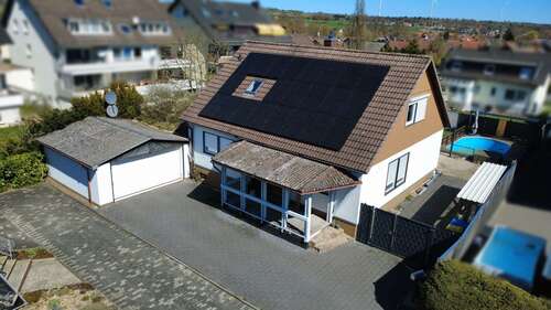 Foto - Haus zum Kaufen in Willebadessen 299.000,00 € 158 m²