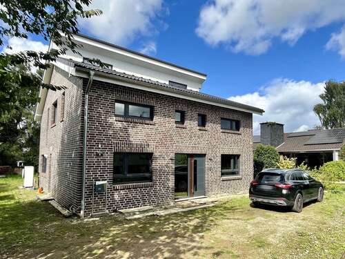 Foto - Haus zum Kaufen in Haan 950.000,00 € 194.34 m²