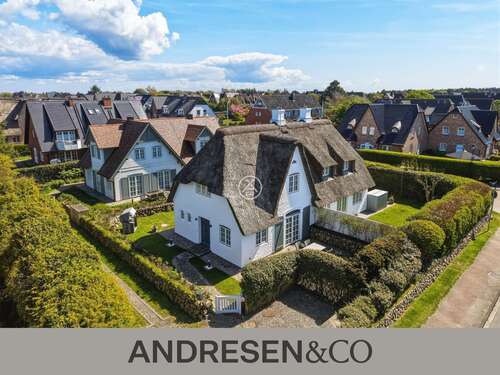 Foto - Haus zum Kaufen in Wenningstedt-Braderup (Sylt) 1.795.000,00 € 123 m²
