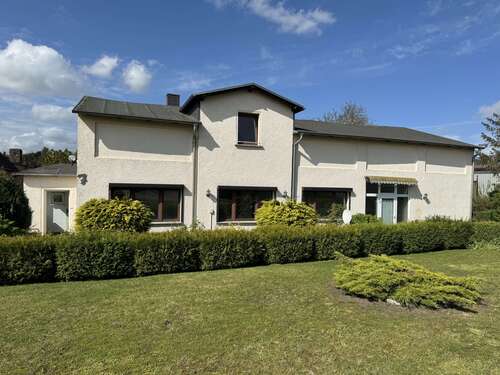 Foto - Haus zum Kaufen in Stäbelow 349.000,00 € 181 m²