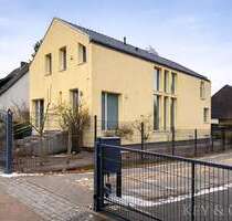 Haus zum Kaufen in Berlin 990.000,00 € 204 m²