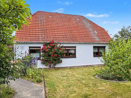 Foto - Haus zum Kaufen in Gresenhorst 150.000,00 € 120 m²