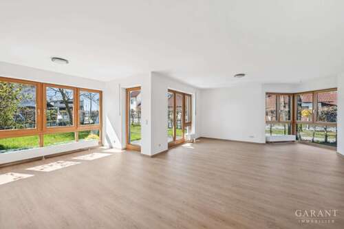 Foto - Haus zum Kaufen in Hallbergmoos 995.000,00 € 208 m²