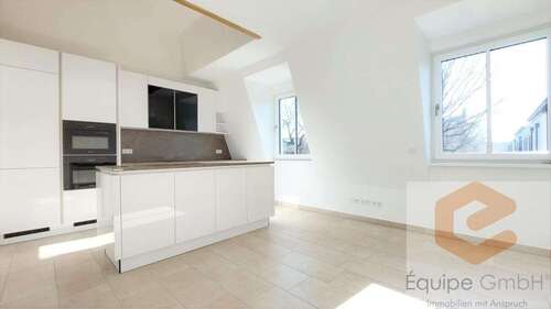 Foto - Wohnung zum Mieten in Dresden 2.220,00 € 150 m²