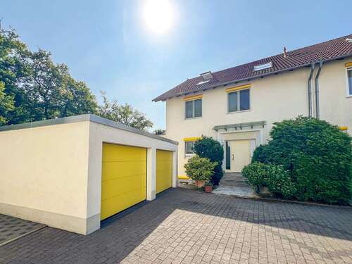 Foto - Haus zum Kaufen in Erlensee 899.000,00 € 320 m²