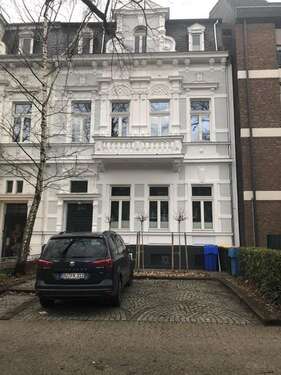 Foto - Haus zum Kaufen in Krefld-Bockum 1.195.000,00 € 324.06 m²