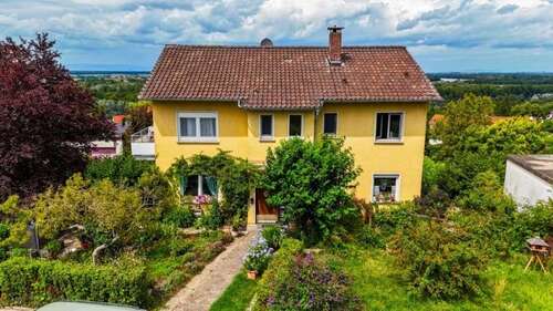 Foto - Haus zum Kaufen in Bad Bellingen 370.000,00 € 211.87 m²