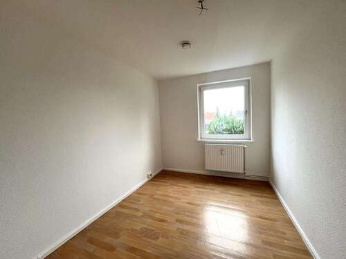 Foto - Wohnung zum Mieten in Magdeburg 265,75 € 36.91 m²