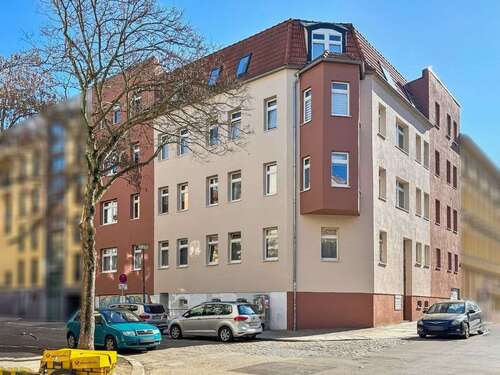 Foto - Wohnung zum Kaufen in Halle (Saale) 154.000,00 € 91 m²