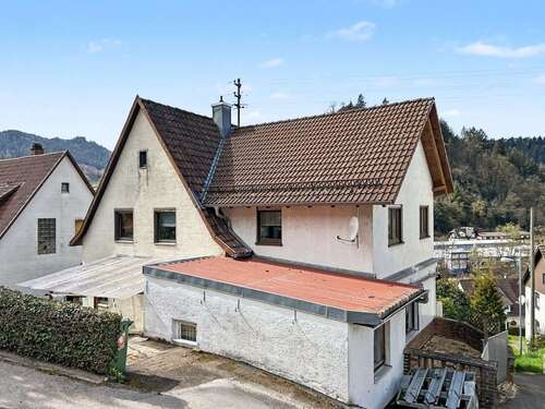 Foto - Haus zum Kaufen in Gernsbach 319.000,00 € 210 m²