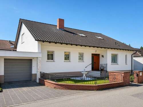 Foto - Haus zum Kaufen in Speyer 695.000,00 € 213 m²