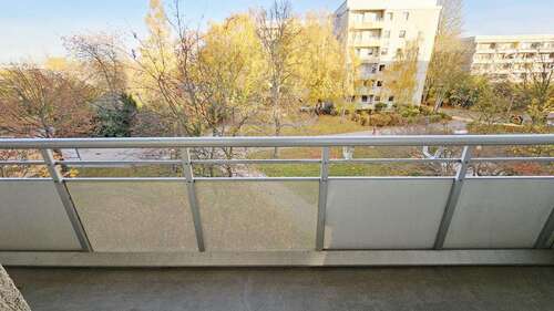 Foto - Wohnung zum Mieten in Magdeburg 302,46 € 47.26 m²