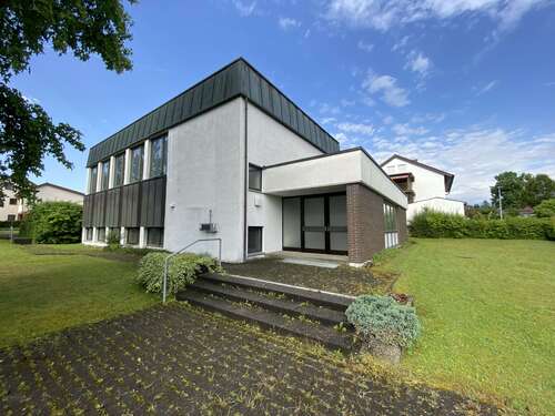 Foto - Büro in Hattenhofen 1.850,00 € 262 m²