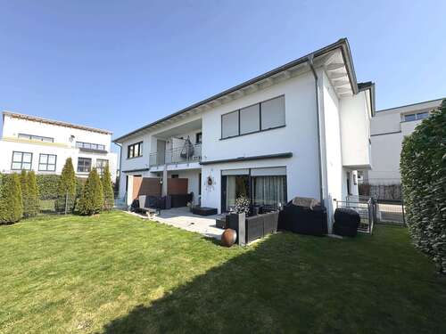 Foto - Haus zum Kaufen in Schönaich 989.000,00 € 201 m²