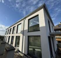 Haus zum Kaufen in Kenzingen-Hecklingen 745.000,00 € 153 m²