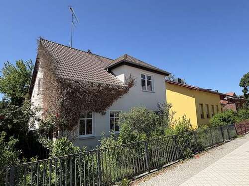 Foto - Haus zum Kaufen in Fürstenwalde 210.000,00 € 130 m²