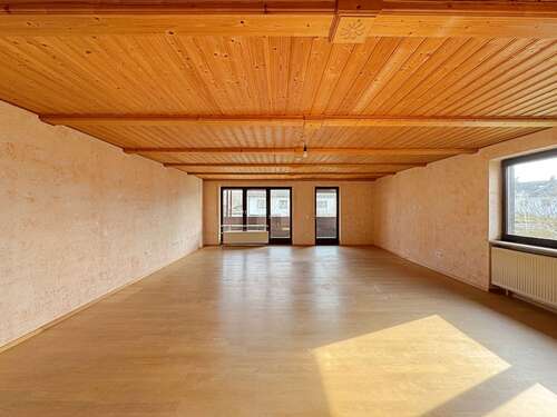 Foto - Wohnung zum Kaufen in Emmerting 360.000,00 € 181 m²