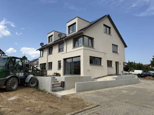 Foto - Haus zum Mieten in Walddorfhäslach 2.600,00 € 180 m²