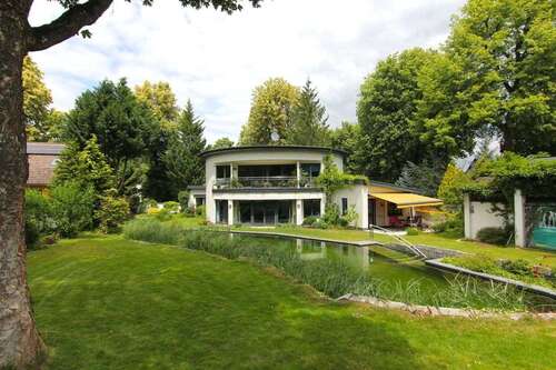 Foto - Haus zum Kaufen in GlienickeNordbahn 1.890.000,00 € 404 m²