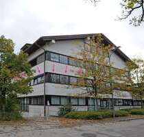 Halle in München 1.995,00 € 227 m²