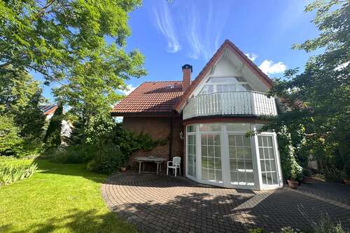 Foto - Haus zum Kaufen in Lage 270.000,00 € 140.73 m²
