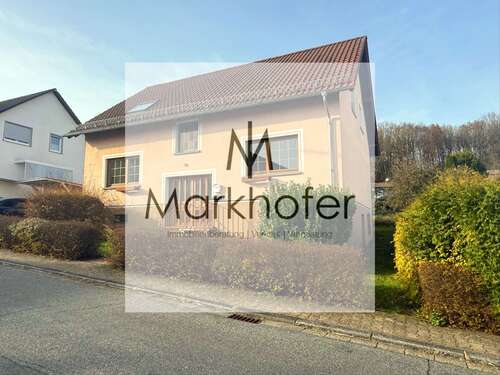 Foto - Haus zum Kaufen in Bexbach- Höchen 255.000,00 € 165 m²