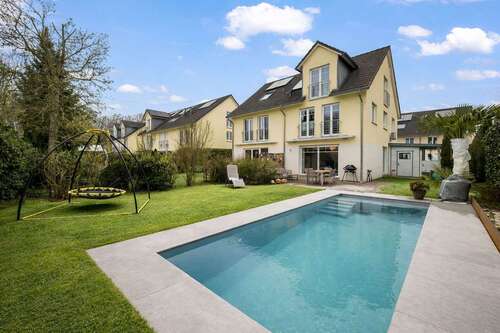 Foto - Haus zum Kaufen in Bad Vilbel 845.000,00 € 147.33 m²