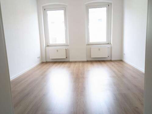Foto - Wohnung zum Mieten in Halle 625,00 € 81 m²