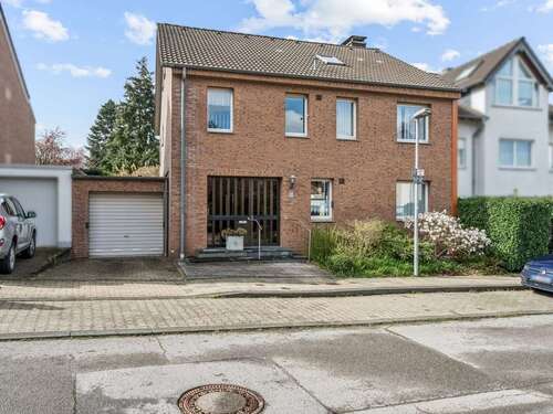 Foto - Haus zum Kaufen in Aachen 630.000,00 € 203.48 m²