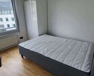 WG-Zimmer in Frankfurt 560,00 € 10 m²